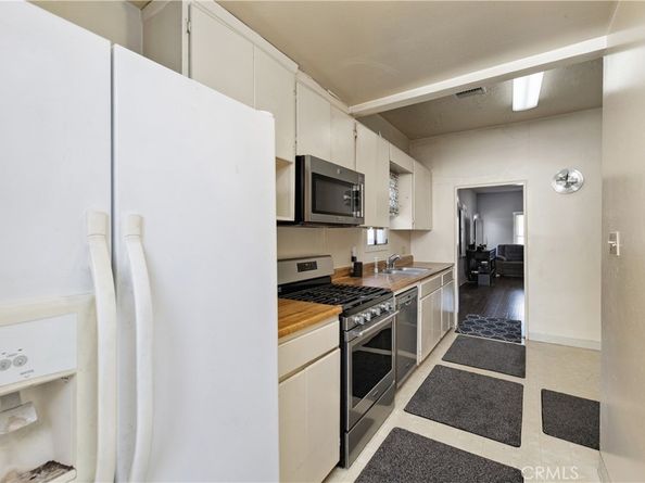 421 W Colorado Boulevard, Monrovia CA 91016