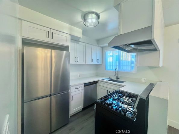 1813 9th Street, Santa Monica CA 90404