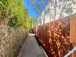 1813 9th Street, Santa Monica CA 90404