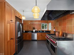 719 Ridgeside Drive, Monrovia CA 91016