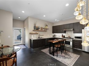 719 Ridgeside Drive, Monrovia CA 91016