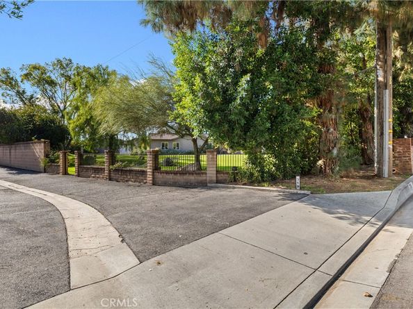 719 Ridgeside Drive, Monrovia CA 91016