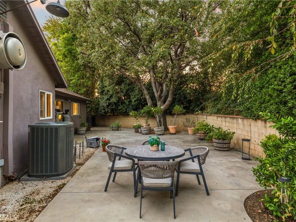 719 Ridgeside Drive, Monrovia CA 91016