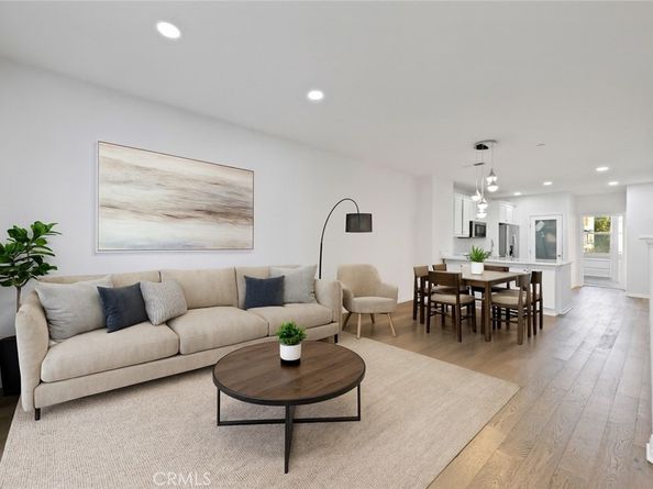 8620 Belford 604, Westchester CA 90045