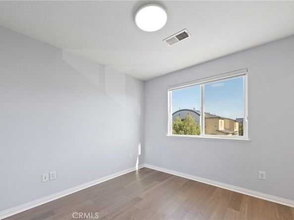 8620 Belford 604, Westchester CA 90045