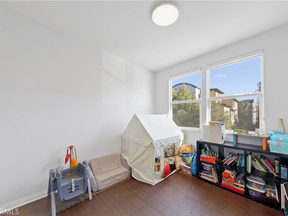 8620 Belford 604, Westchester CA 90045