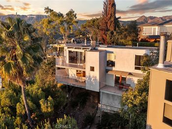 5675 Spreading Oak Drive