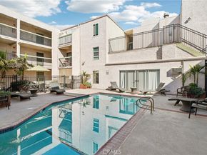 409 Burchett 210, Glendale CA 91203