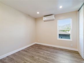 409 Burchett 210, Glendale CA 91203