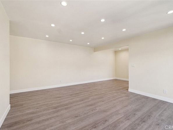 409 Burchett 210, Glendale CA 91203