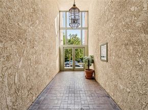 409 Burchett 210, Glendale CA 91203