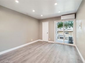 409 Burchett 210, Glendale CA 91203