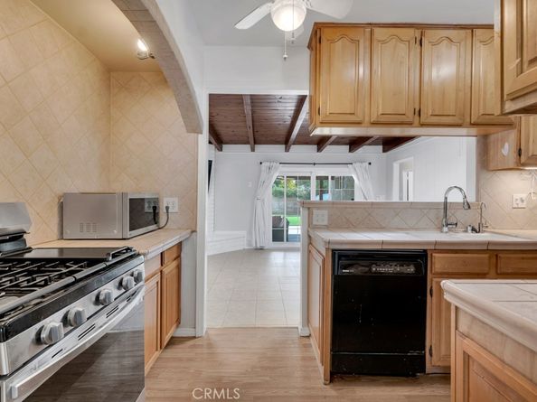 1640 N Lincoln, Burbank CA 91506