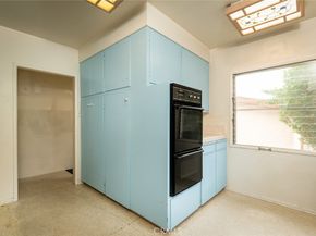 700 S Mariposa Street, Burbank CA 91506