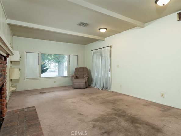 700 S Mariposa Street, Burbank CA 91506