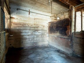 700 S Mariposa Street, Burbank CA 91506