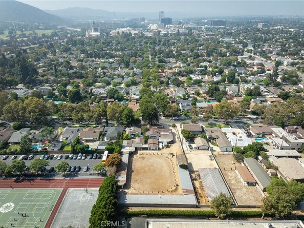 700 S Mariposa Street, Burbank CA 91506