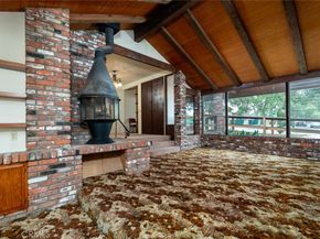 700 S Mariposa Street, Burbank CA 91506