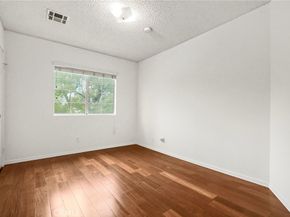 1132 Manzanita, Los Angeles CA 90029