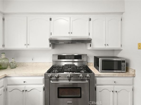 1132 Manzanita, Los Angeles CA 90029
