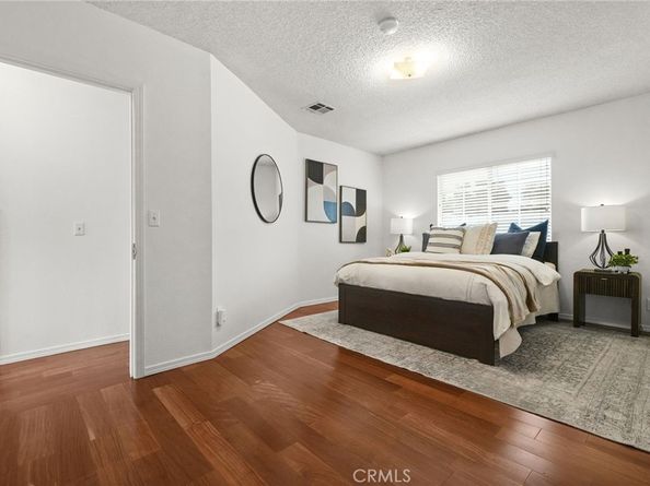 1132 Manzanita, Los Angeles CA 90029