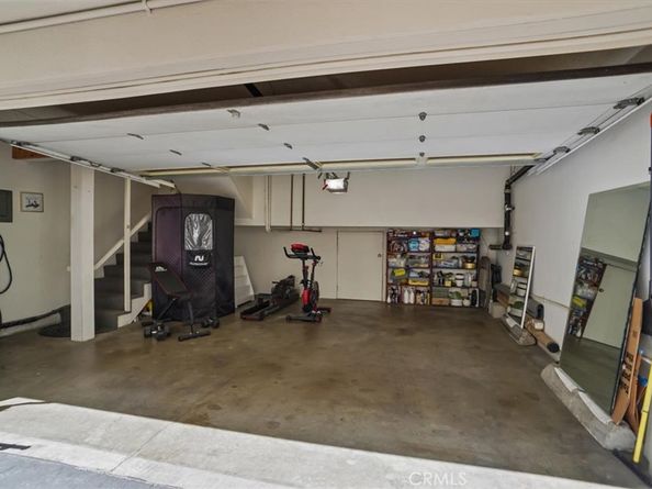 4426 W Kling Street, Burbank CA 91505