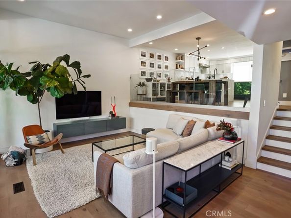 4426 W Kling Street, Burbank CA 91505