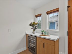 2928 11th, Los Angeles CA 90018