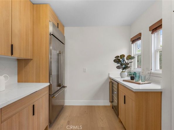 2928 11th, Los Angeles CA 90018