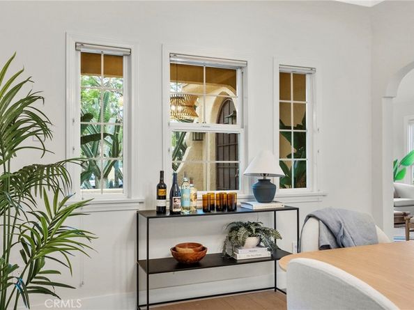 2928 11th, Los Angeles CA 90018