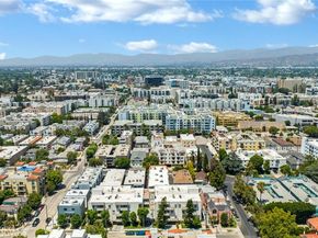 11225 Peach Grove Street 102, North Hollywood CA 91601