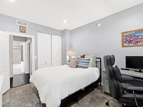 11225 Peach Grove Street 102, North Hollywood CA 91601