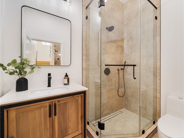 934 N Fairview Street, Burbank CA 91505