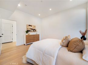 934 N Fairview Street, Burbank CA 91505