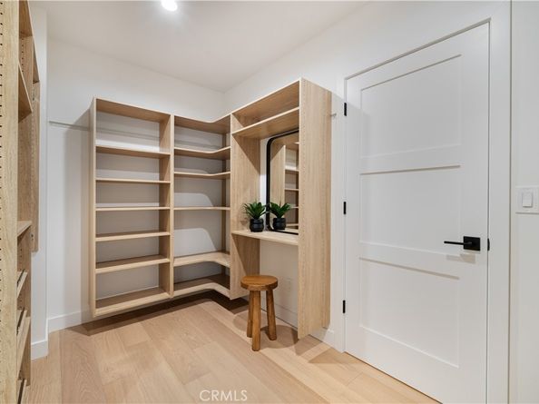 934 N Fairview Street, Burbank CA 91505