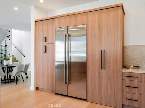 934 N Fairview Street, Burbank CA 91505