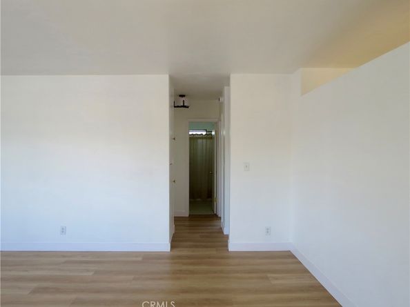 212 W 84th, Los Angeles CA 90003