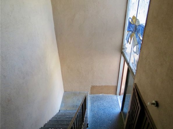 212 W 84th, Los Angeles CA 90003