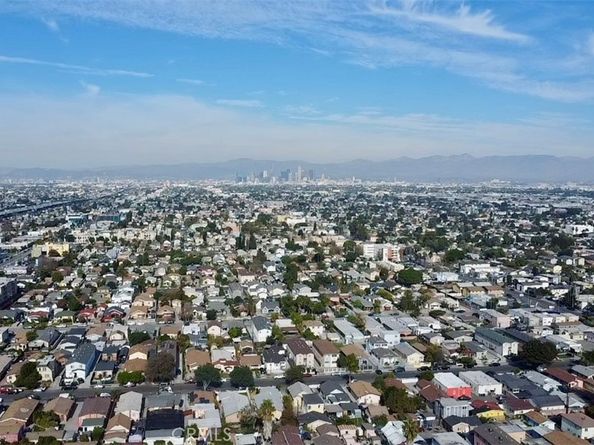 212 W 84th, Los Angeles CA 90003