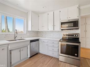 100 Hermosa ave 3A, Long Beach CA 90802