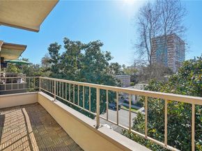 100 Hermosa ave 3A, Long Beach CA 90802