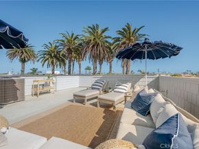 153 Granada Avenue, Long Beach CA 90803