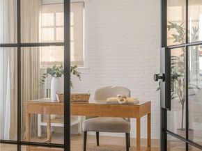 153 Granada Avenue, Long Beach CA 90803