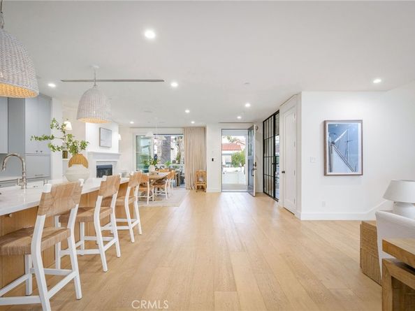 153 Granada Avenue, Long Beach CA 90803