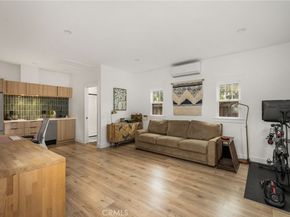 774 Gladys, Long Beach CA 90804