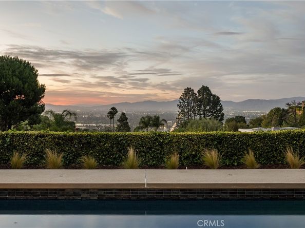 3511 Stonehill Place, Sherman Oaks CA 91423