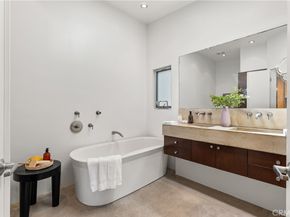 3511 Stonehill Place, Sherman Oaks CA 91423