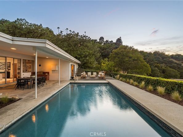 3511 Stonehill Place, Sherman Oaks CA 91423