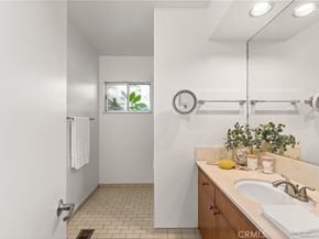 3511 Stonehill Place, Sherman Oaks CA 91423