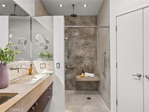 3511 Stonehill Place, Sherman Oaks CA 91423